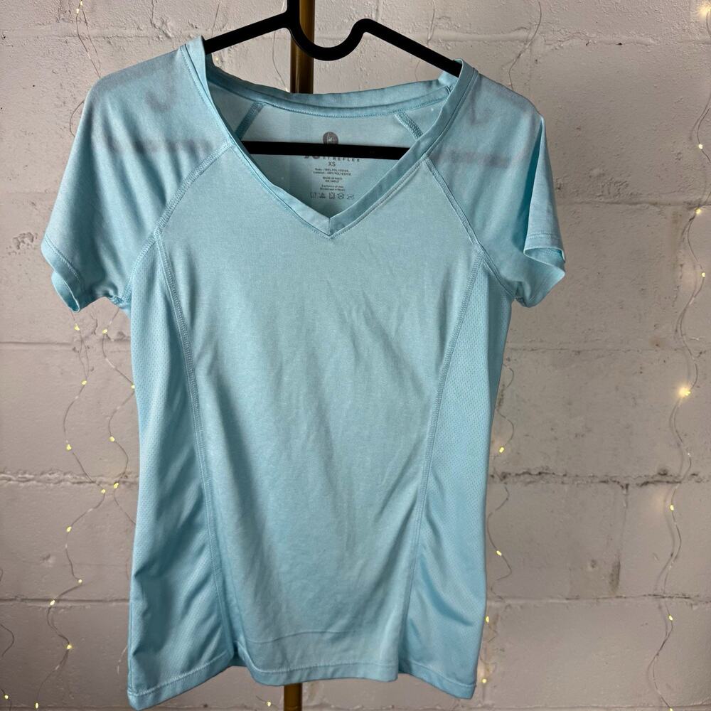 90 degree by reflex women’s XS light blue V-neck athletic workout shirt mesh